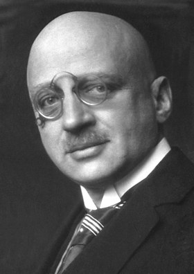 A portrait of Fritz Haber; industrial scale-up also depended on Carl Bosch and colleagues.
