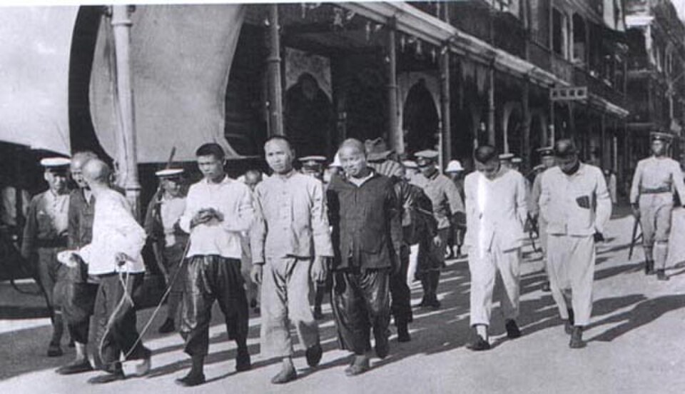 People being rounded up during the anti-Communist purges in China in 1927.